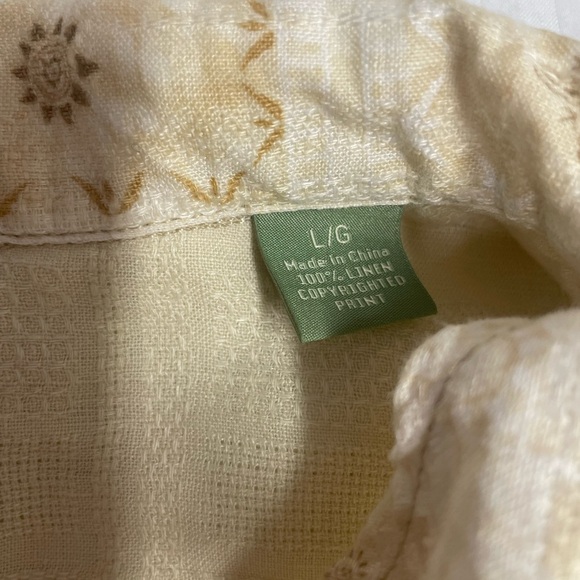 Tommy Bahama 100 percent linen shirt men’s size large. This shirt is lightweight - Picture 5 of 5